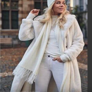 Esqualo Faux Fur Coat